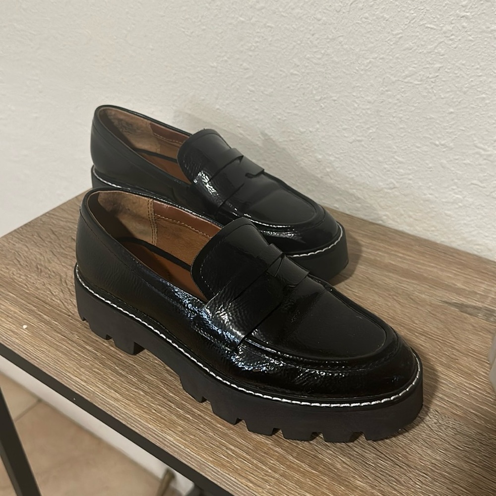 Franco Sarto platform loafers in size W6.5